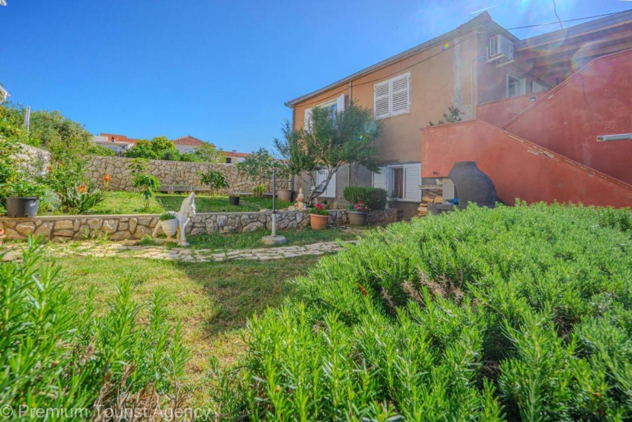 Sunset Apartment With Sea View Povljana Εξωτερικό φωτογραφία