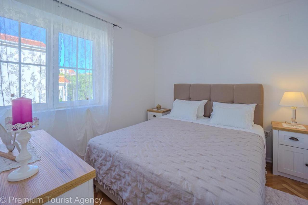 Sunset Apartment With Sea View Povljana Εξωτερικό φωτογραφία